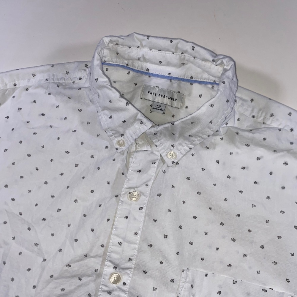 Free Assembly Mens XXL Short Sleeve Button Down Shirt White Micro Print Cotton